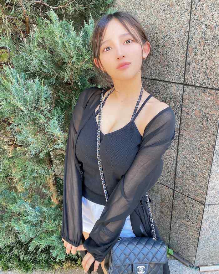 天木じゅん 爆裂Iカップの水着グラビア画像！