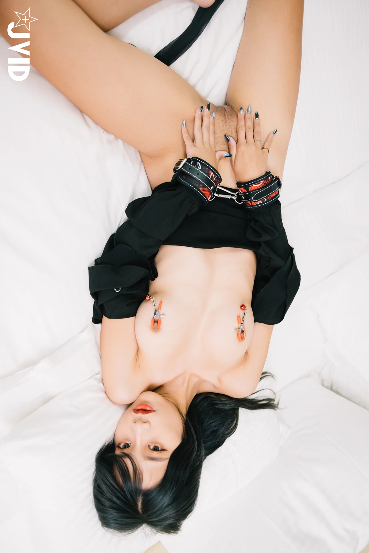 JVID 韓芳語 – DesireVol.極正大奶大學新鮮人芳語.下班後的情色指導