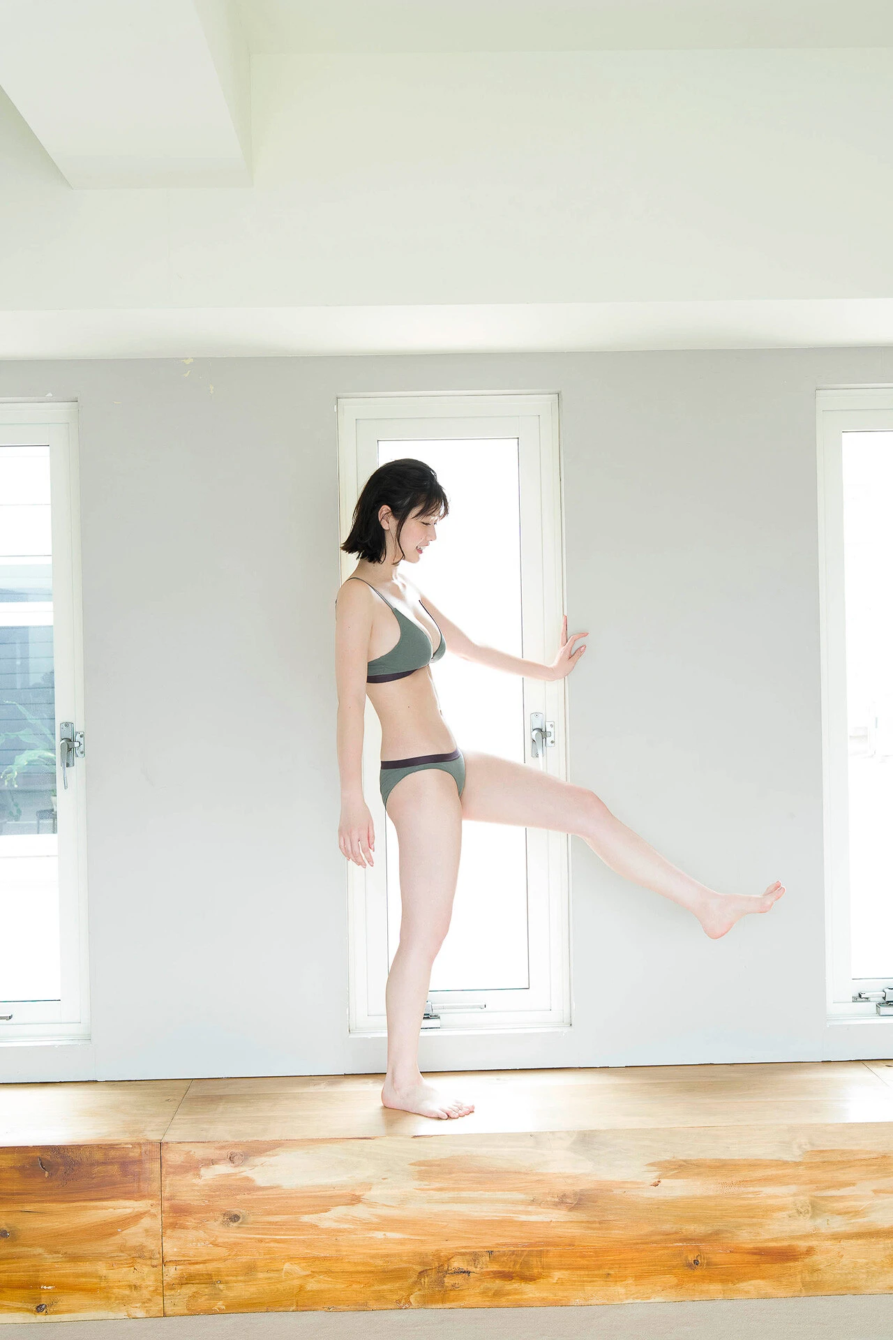 Yuzuha Saeki 冴木柚葉, FLASHデジタル写真集 「Lumiere」 Set.02