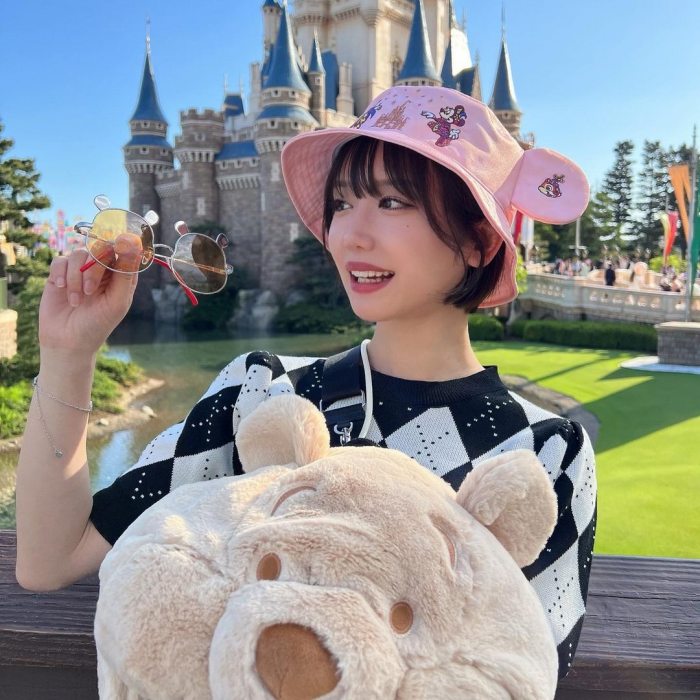 あらた唯 スタイル抜群の水着グラビア画像！