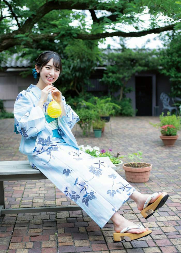 金村美玖 しっとりかわいい水着＆生脚画像！