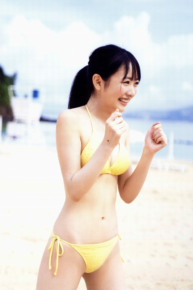 石田千穂 めちゃかわな水着グラビア画像！！