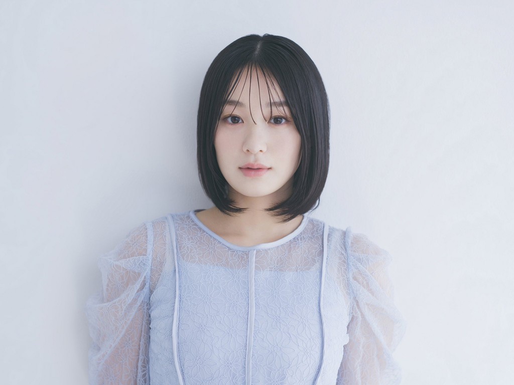 髙野真央 Gカップボインの水着グラビア画像！