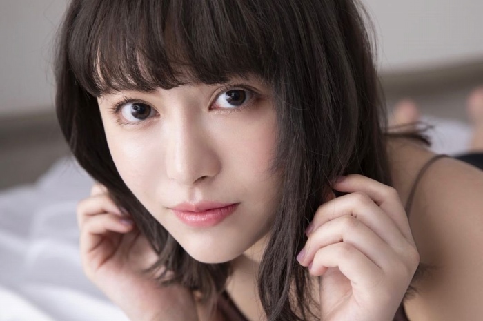 鈴木聖 Fカップが凄い水着＆下着グラビア画像！