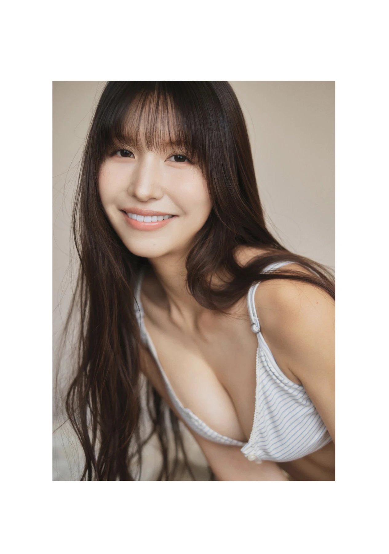 Momo Sakura 桜空もも, 写真集 「Trance Retinal とられち」 Set.03
