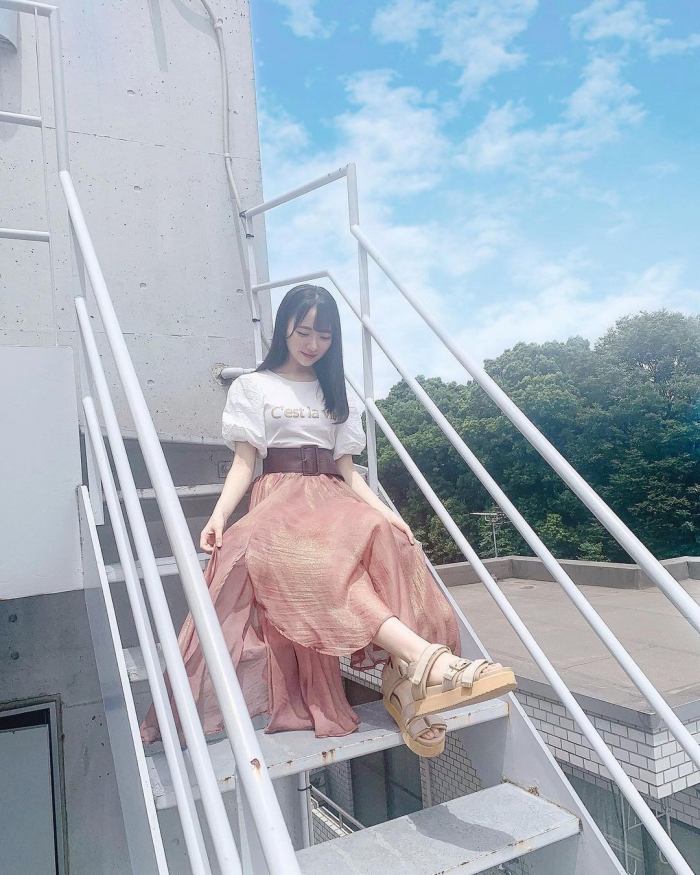 石田千穂 めちゃかわな水着グラビア画像！！