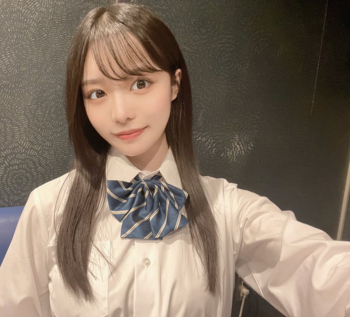 高鶴桃羽 激かわボインな水着グラビア画像！