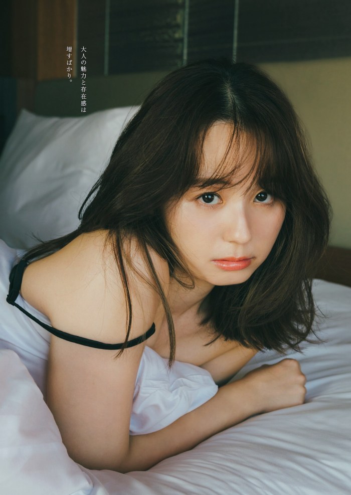 小池里奈 美尻でキュートな水着グラビア画像！