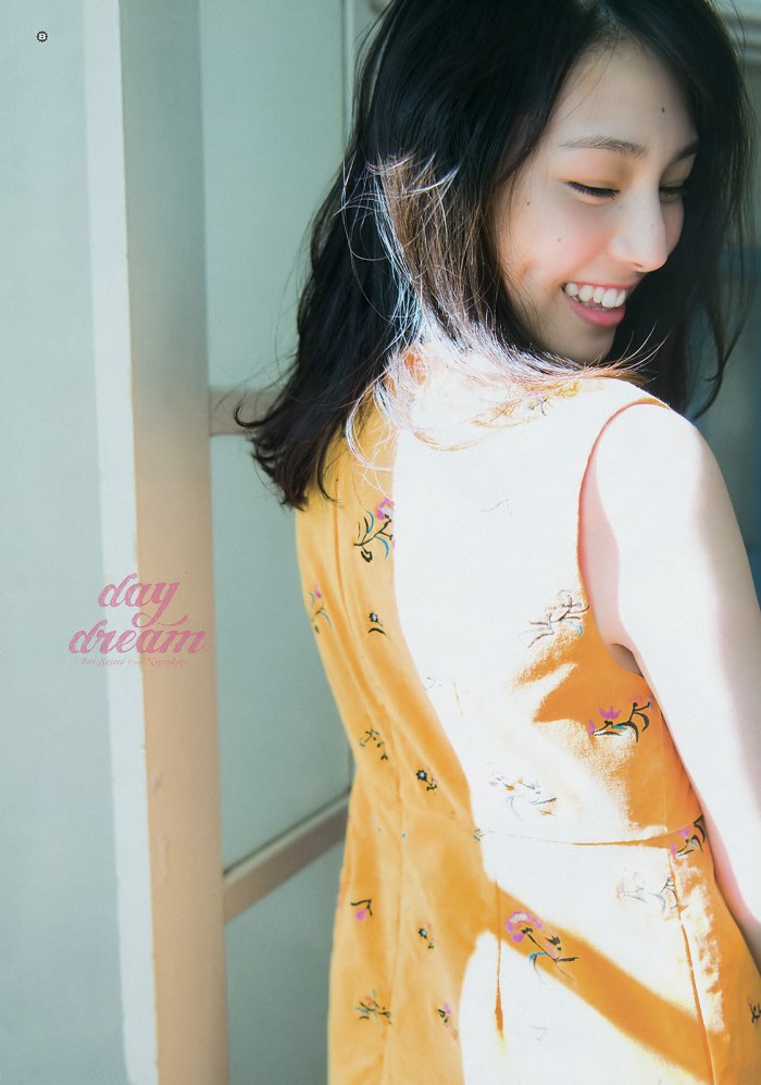 相楽伊織 けっこうボインな水着グラビア画像！