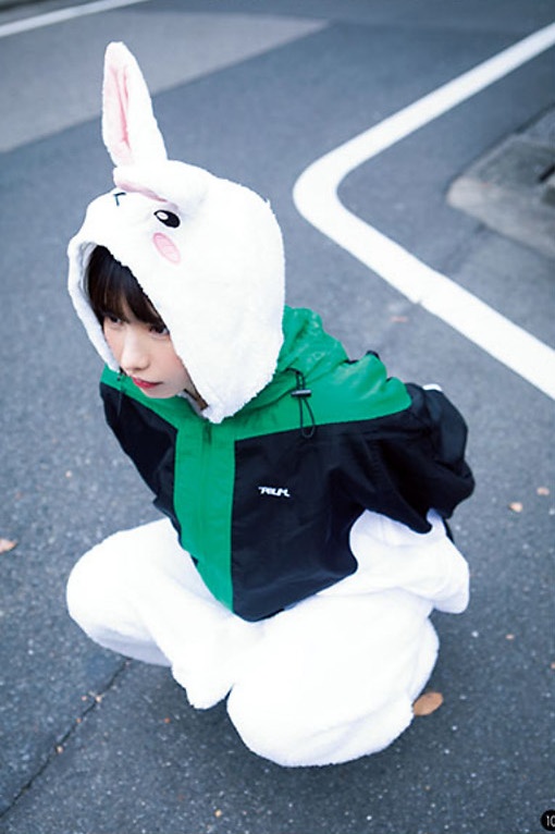 えなこ 過去のグラビア画像