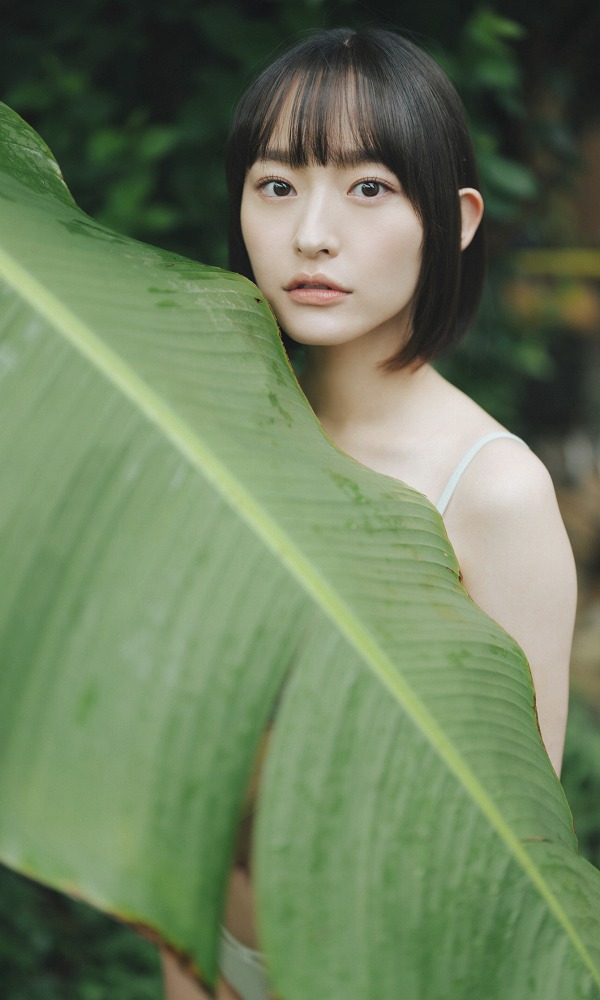 高崎かなみ 鬼かわな水着＆ランジェリー画像！