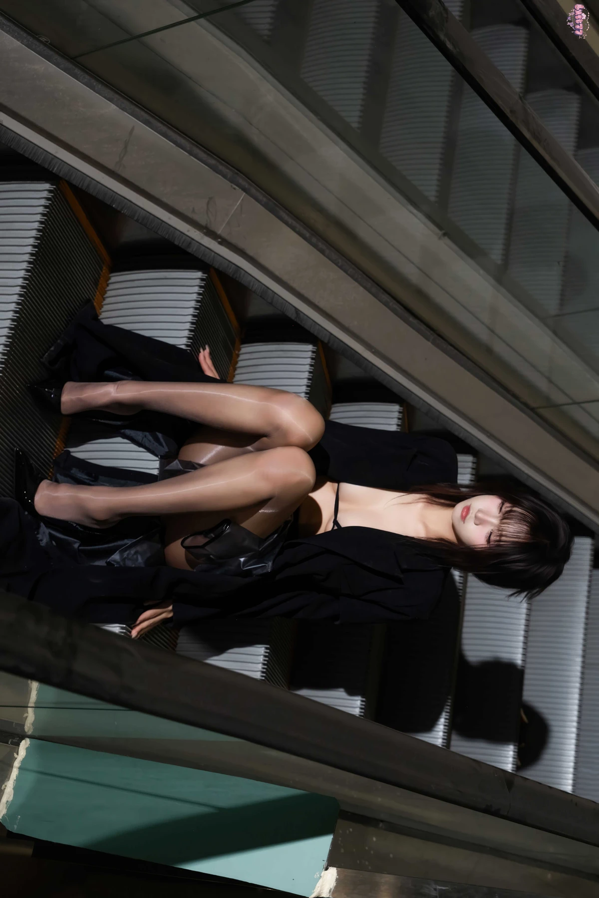 Cosplay 柒柒要乖哦 – 午夜邂逅