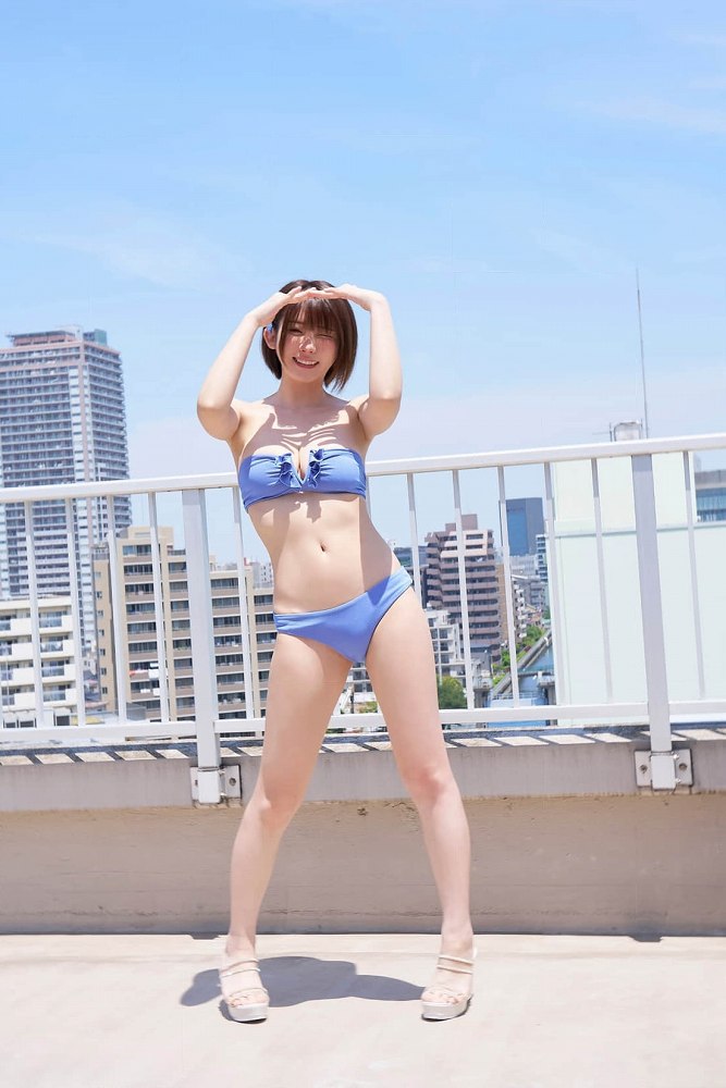 えなこ めっちゃかわいい水着グラビア画像！