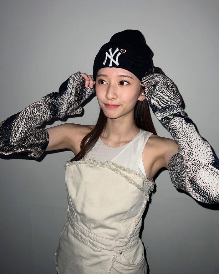 菅原咲月 すべすべ美脚の激かわグラビア画像！