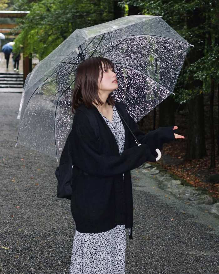 滝口愛奈 癒される激かわ水着グラビア画像！