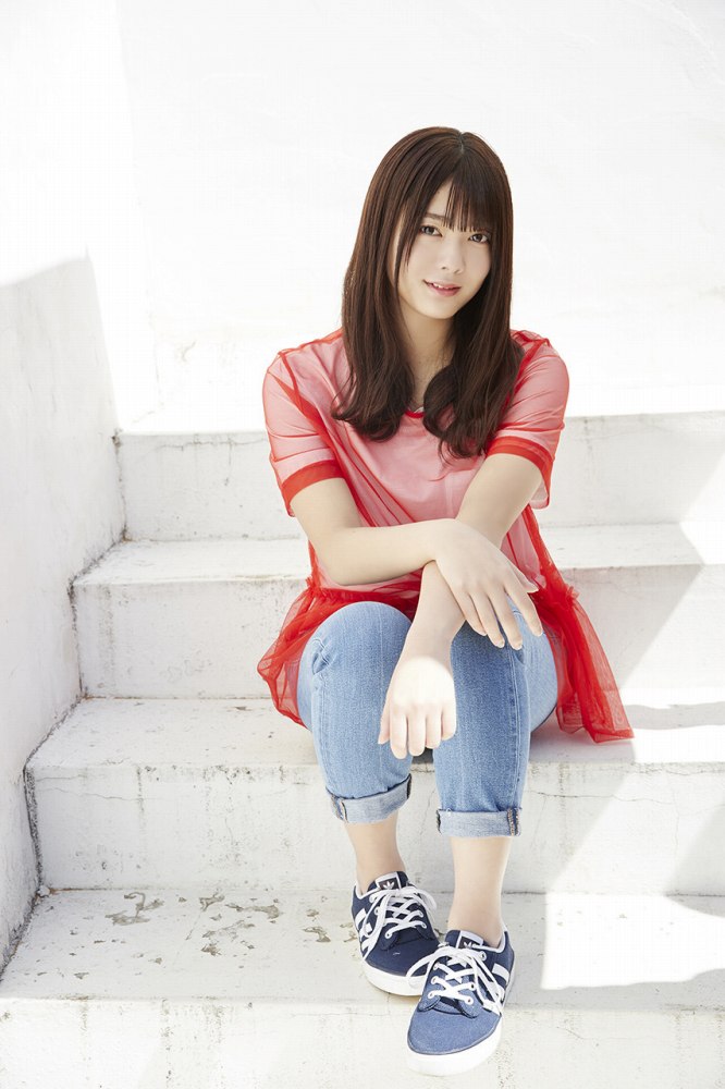 田村保乃 ナチュラルな激かわ水着グラビア画像！