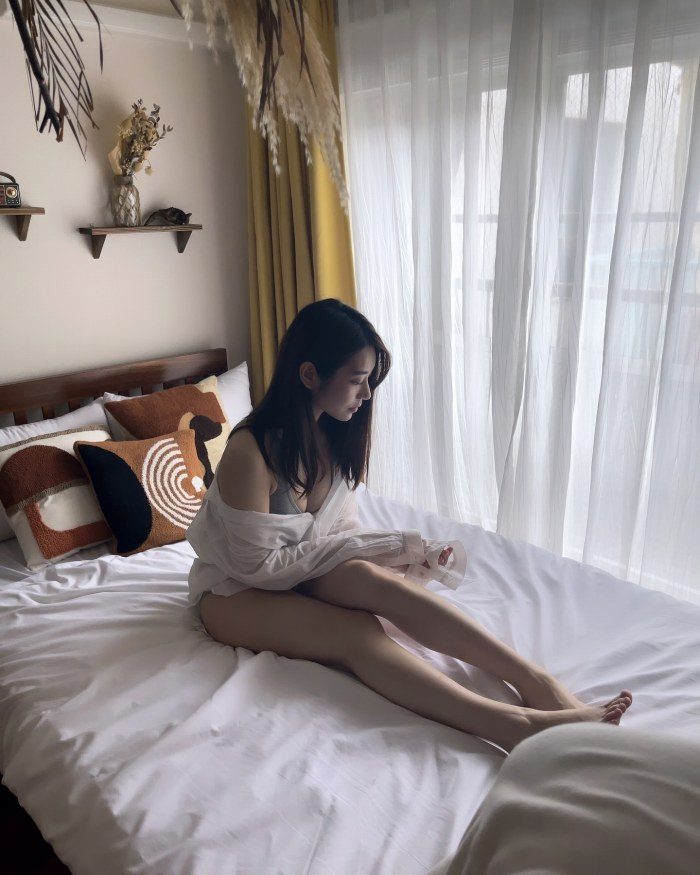 河北彩伽 絵になるEカップ美乳のヌード画像！