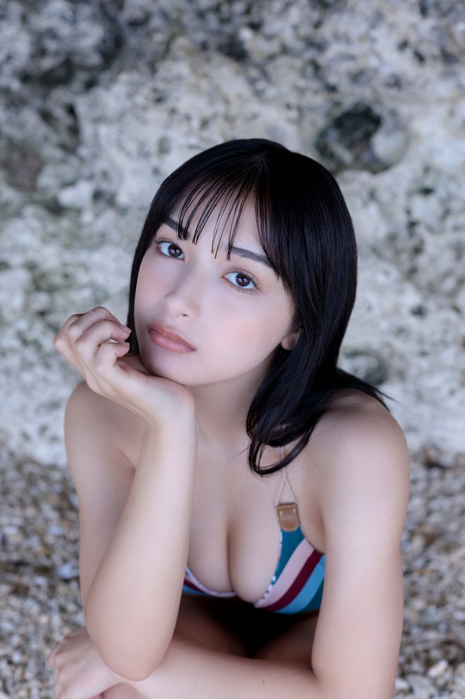 エリマリ ハーフ姉妹の水着グラビア画像！！