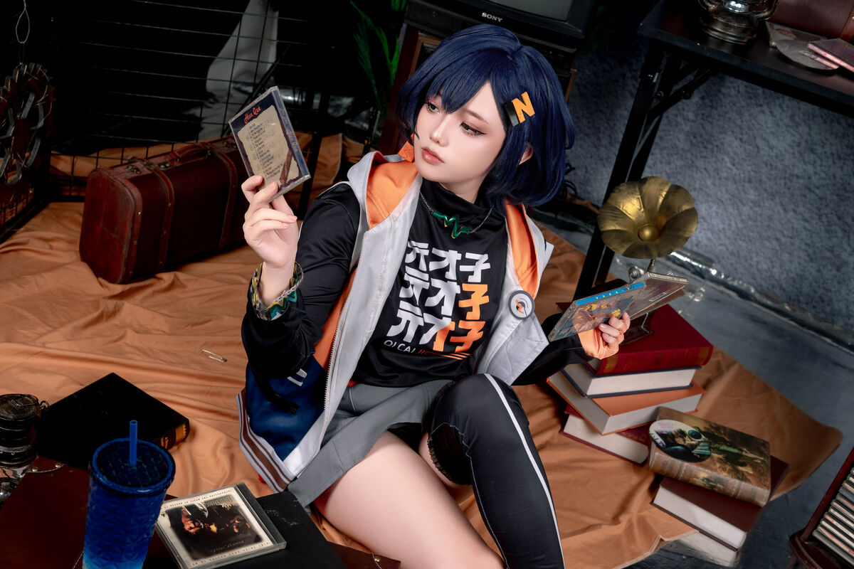 Coser@Messie Huang - Bella