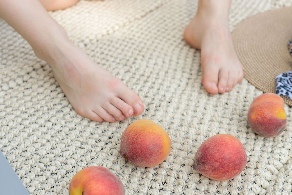 MetArt Mirka - Peachy Picnicx Part02