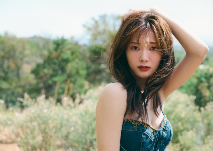 田村保乃 ナチュラルな激かわ水着グラビア画像！