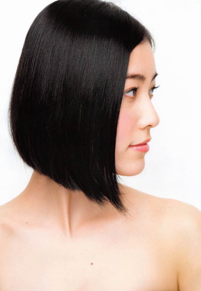 松井珠理奈 水着＆セミヌードグラビア画像！