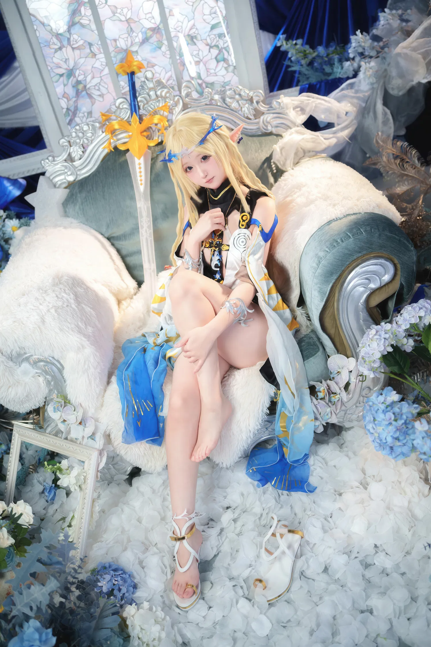 [Cosplay] Seele麦麦 - 鸣潮 菲比&卡提希娅·蓝色花海物语