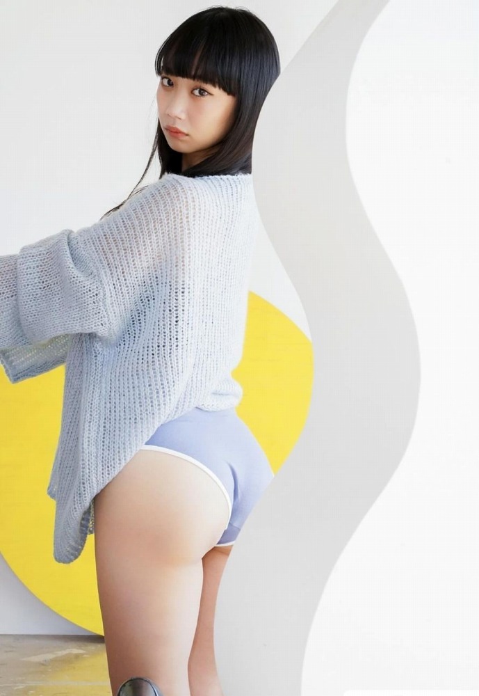 相沢菜々子 スタイル抜群な水着グラビア画像！