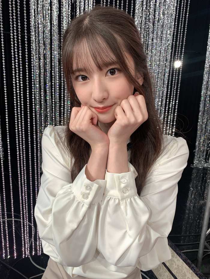 菅原咲月 すべすべ美脚の激かわグラビア画像！