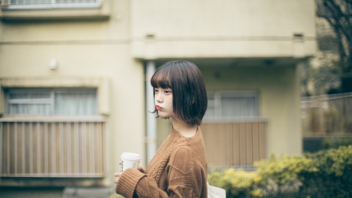 青戸しの Fカップボインな水着グラビア画像！