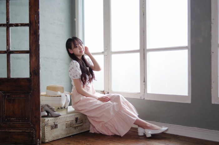 須羽こころ ふわふわバストの水着グラビア画像！