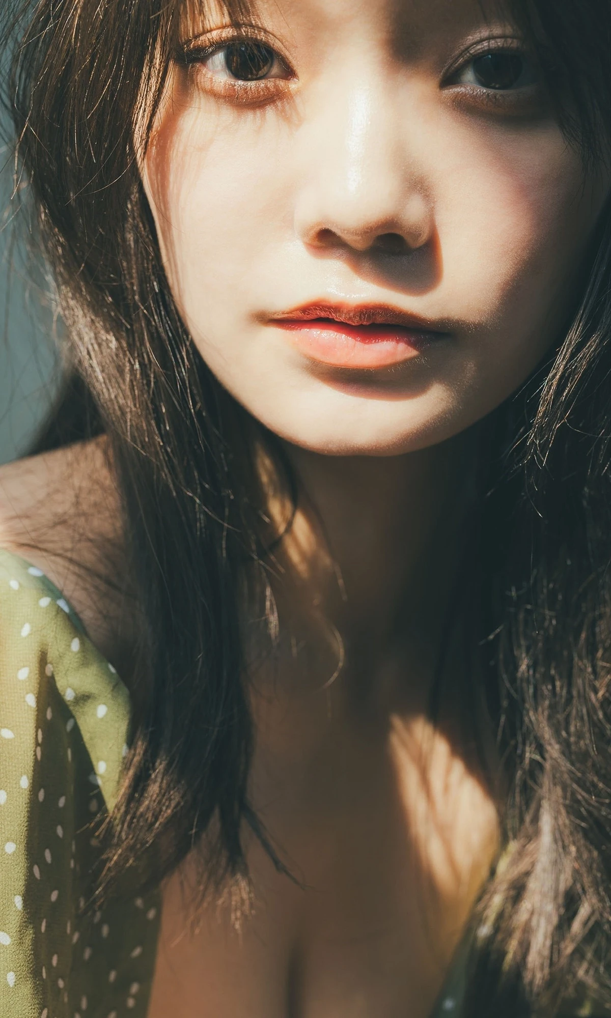 Shino Aoto 青戸しの, 週プレ Photo Book 「WHITE and・・・」 Set.02
