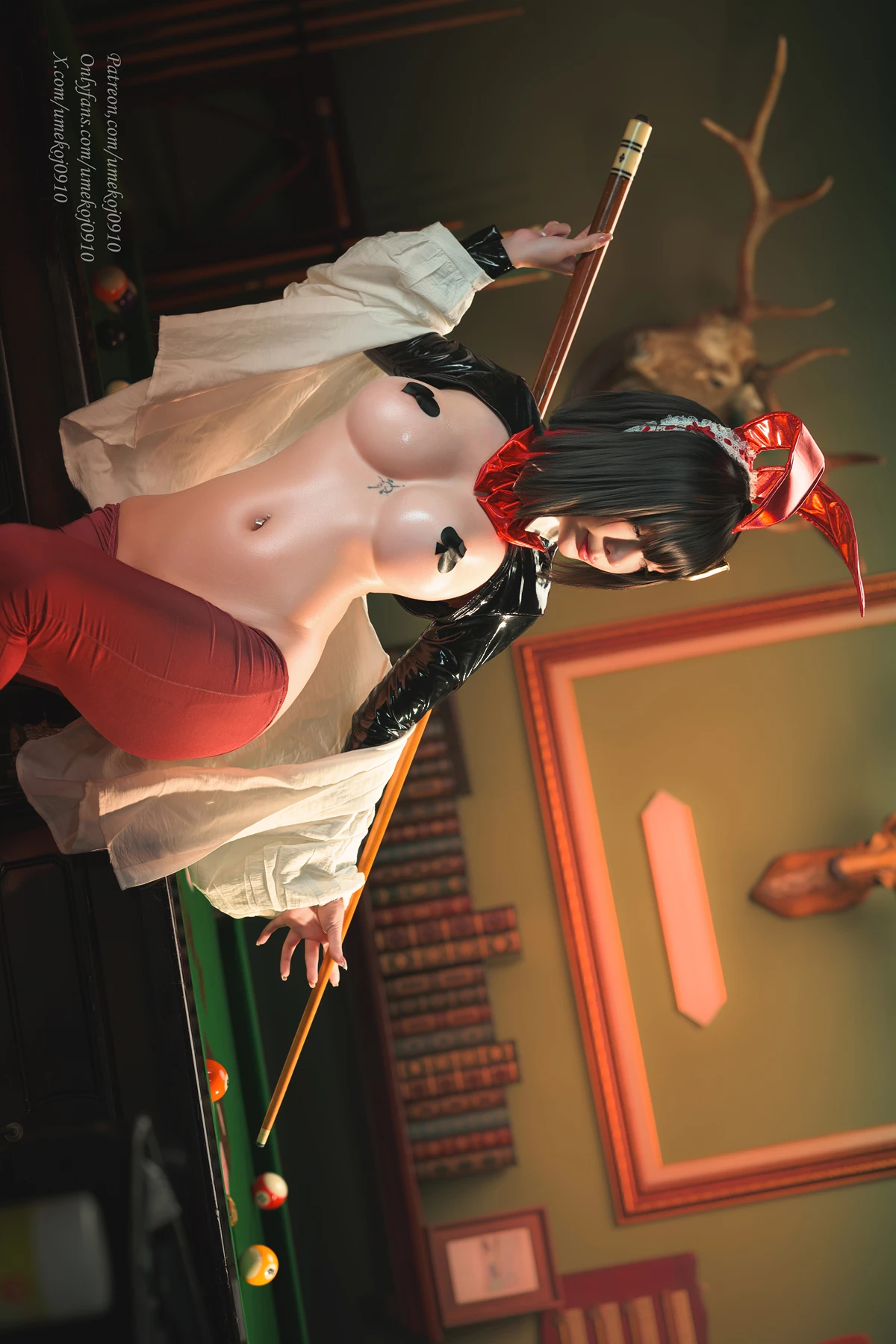 Cosplay Umeko.J – Rouge Unluckky Rabbit NIKKE