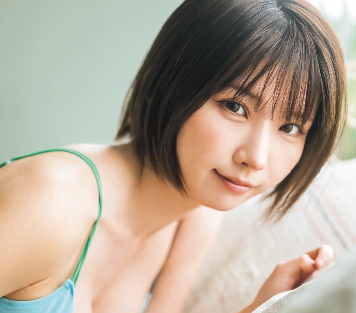 えなこ 過去のグラビア画像