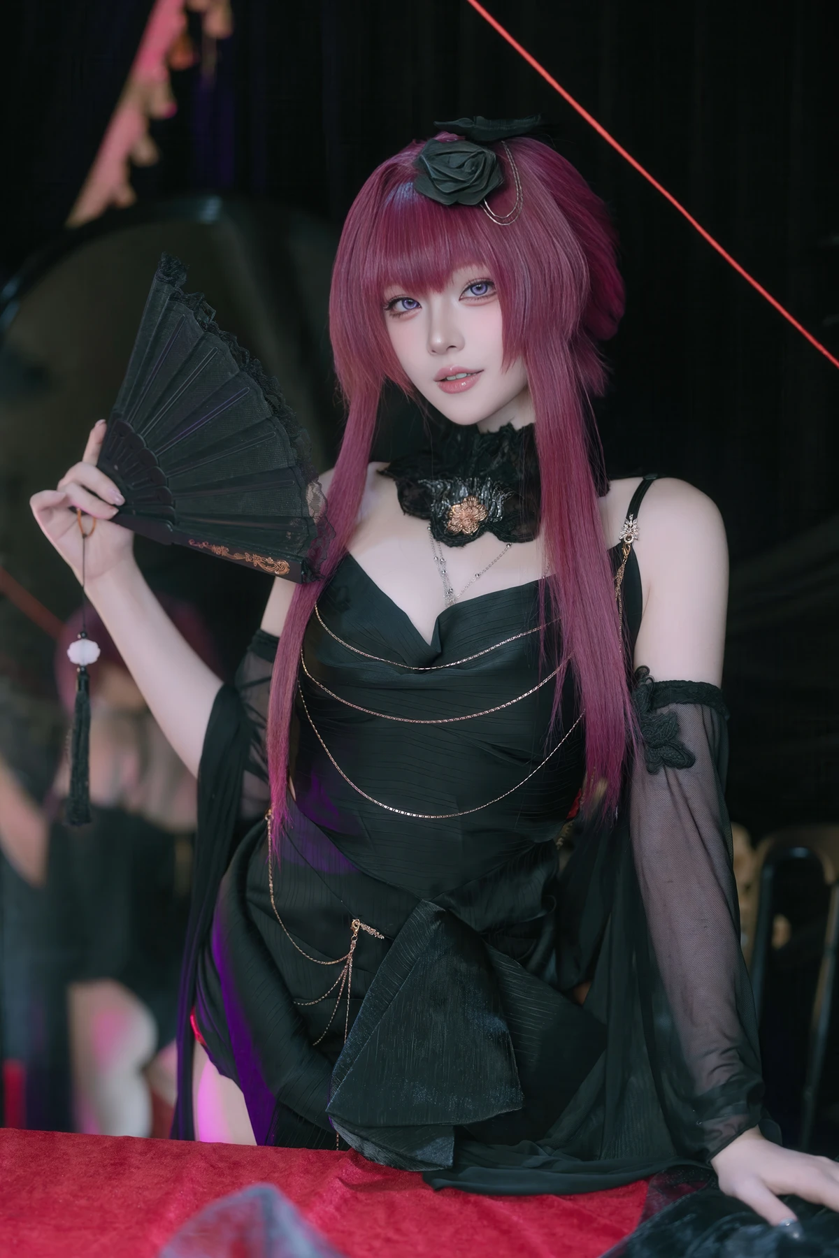 Cosplay 屿鱼 – 崩坏 星穹铁道 卡芙卡 缚月之夜