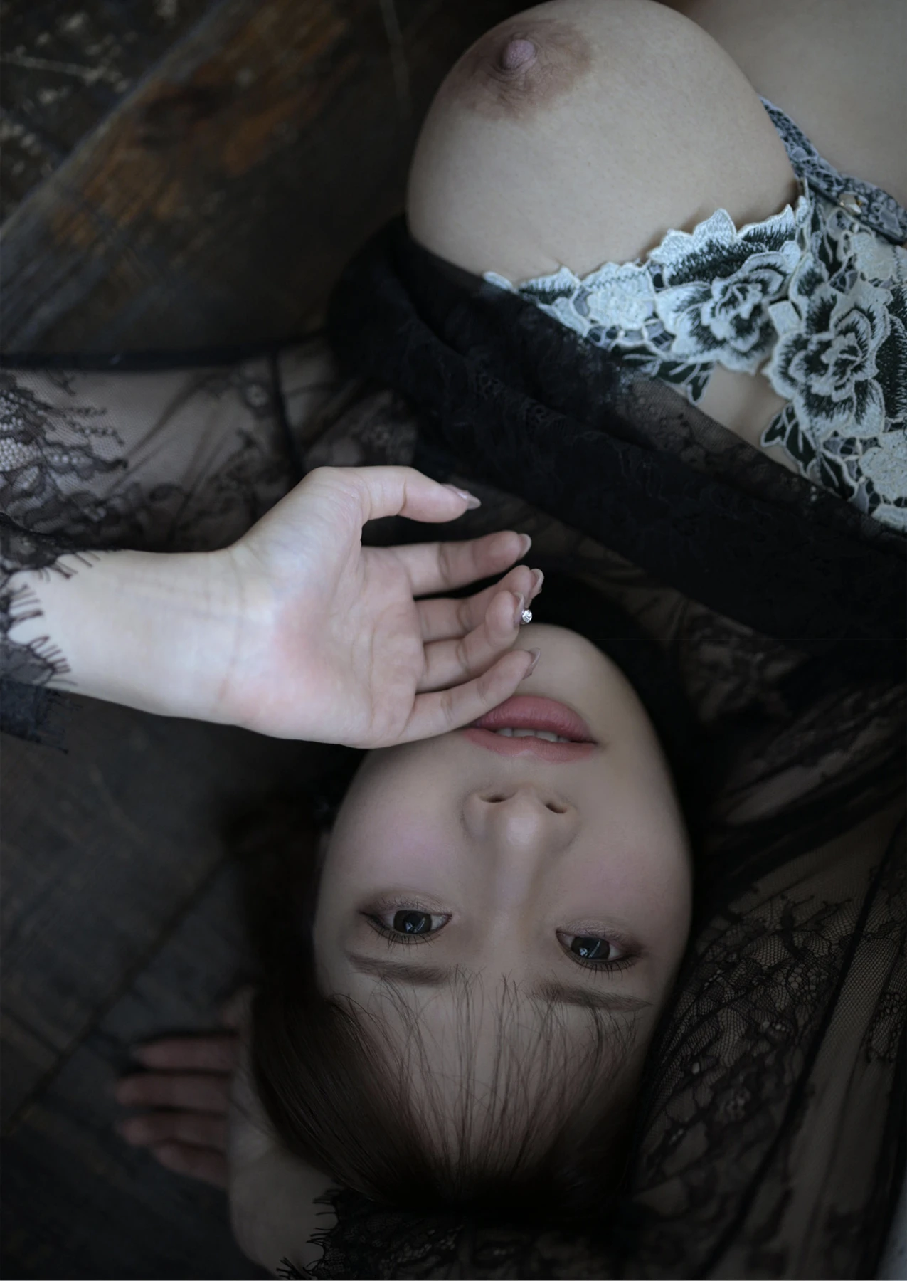 Himeka Iori 庵ひめか, 週刊現代デジタル写真集 「満点バスとは１００センチ」 Set.02