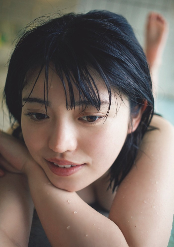 石浜芽衣 キュートな水着グラビアほか画像！