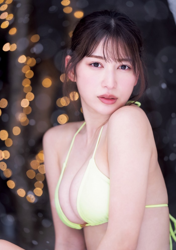 雪平莉左 グラマラス美女の水着グラビア画像！