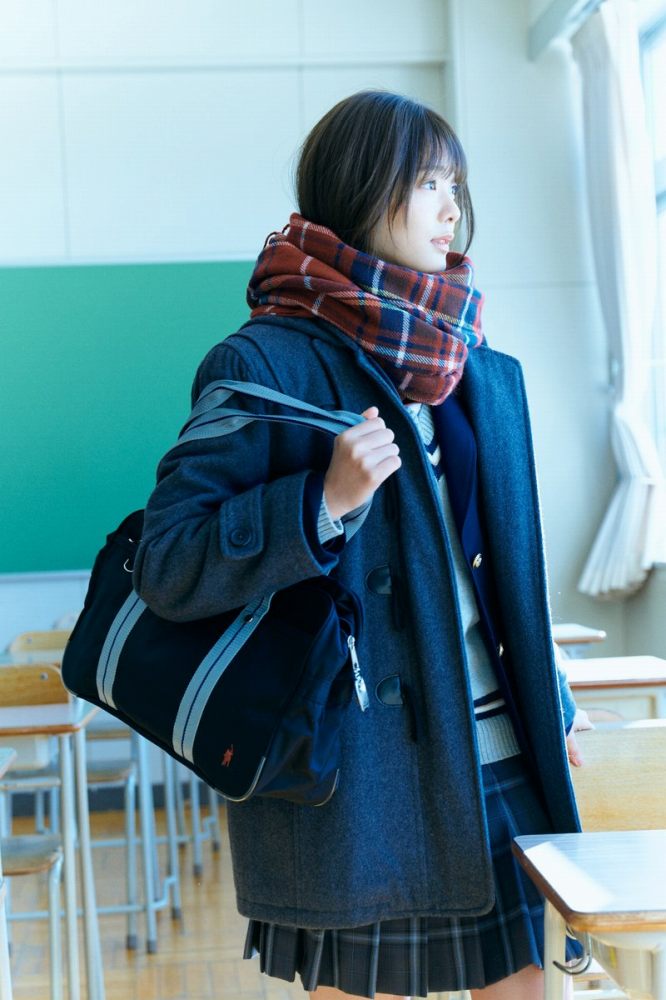 田村保乃 ナチュラルな激かわ水着グラビア画像！