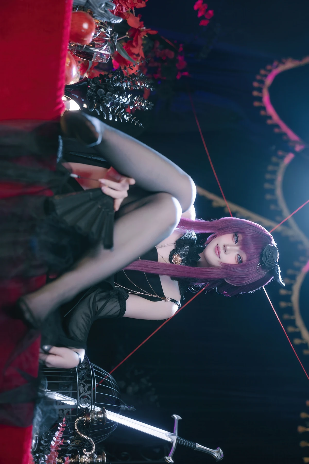 Cosplay 屿鱼 – 崩坏 星穹铁道 卡芙卡 缚月之夜