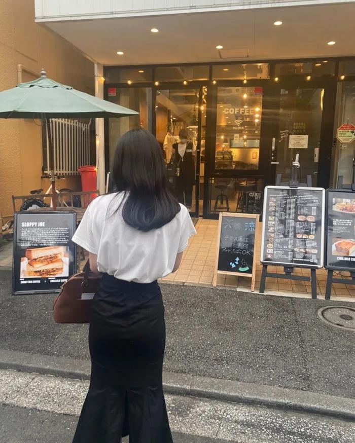 矢野ななか くびれボインの水着グラビア画像！