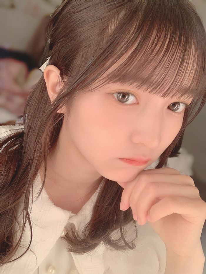 黒嵜菜々子 ふわふわボインの水着グラビア画像！