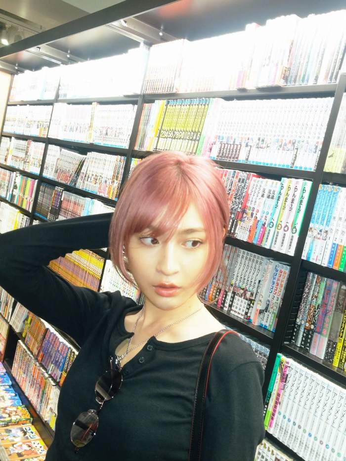 宮部のぞみ 絶妙にかわいい水着グラビア画像！