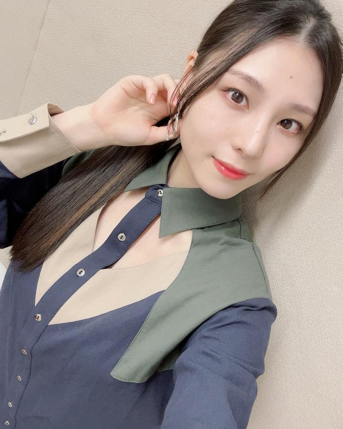 相楽伊織 けっこうボインな水着グラビア画像！