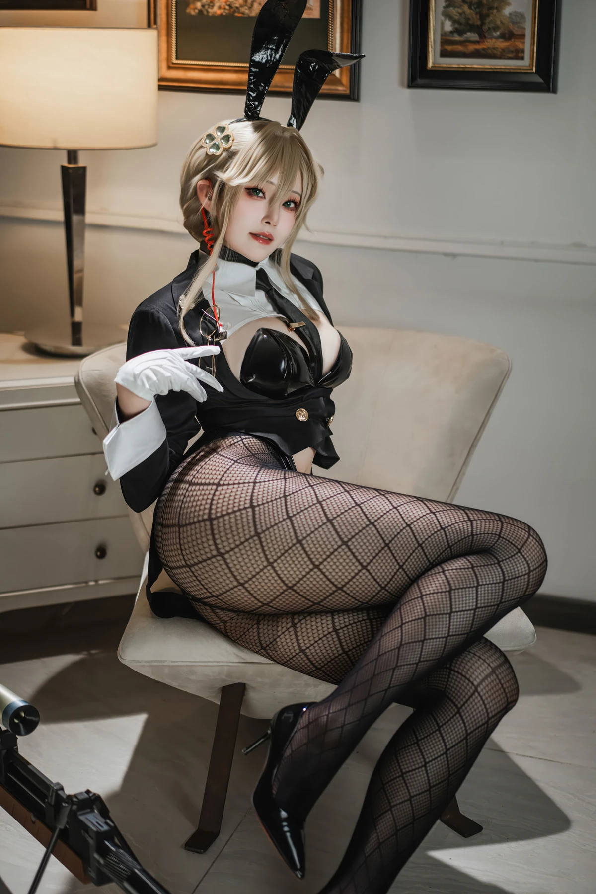 Cosplay Natsuko夏夏子 – NIKKE 爱德 特工兔女郎