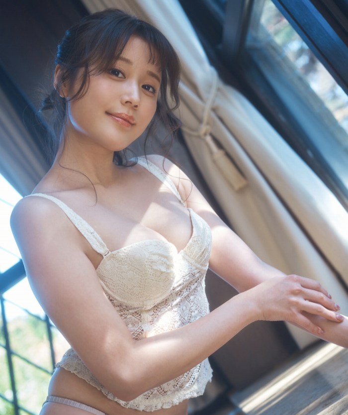 小日向ゆか 萌えるEカップの水着グラビア画像！