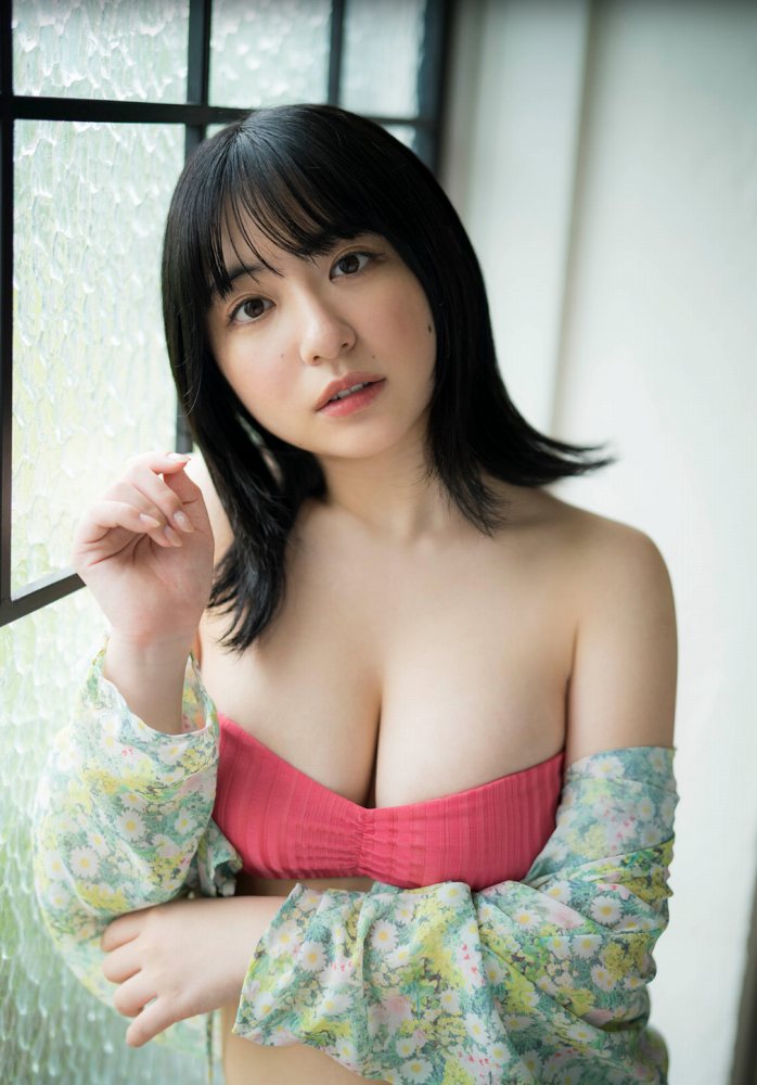 麻倉瑞季 おっぱいが大きい水着グラビア画像！