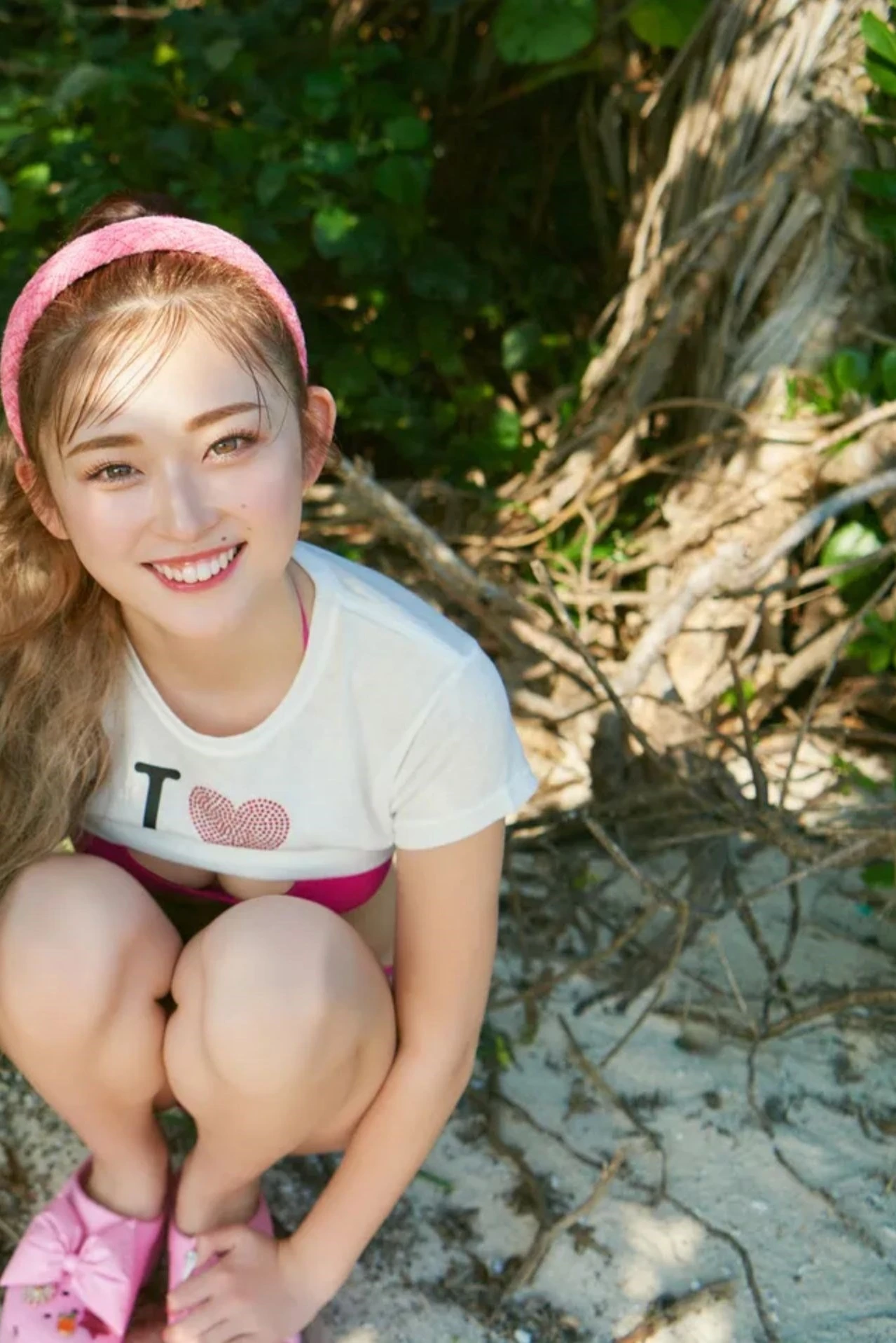 Yuuchami ゆうちゃみ, 2nd写真集 「ちゃみSummer オール未公開」 Set.01