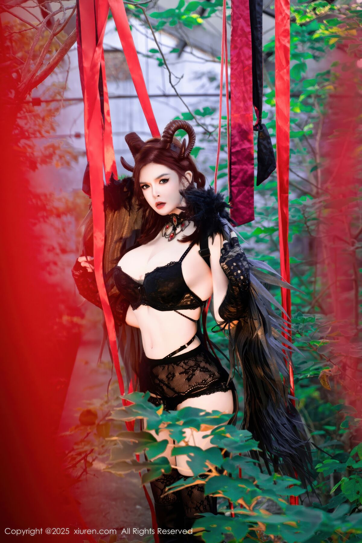 XiuRen秀人网 No.10994 Yi Li Sha You Dian Bai