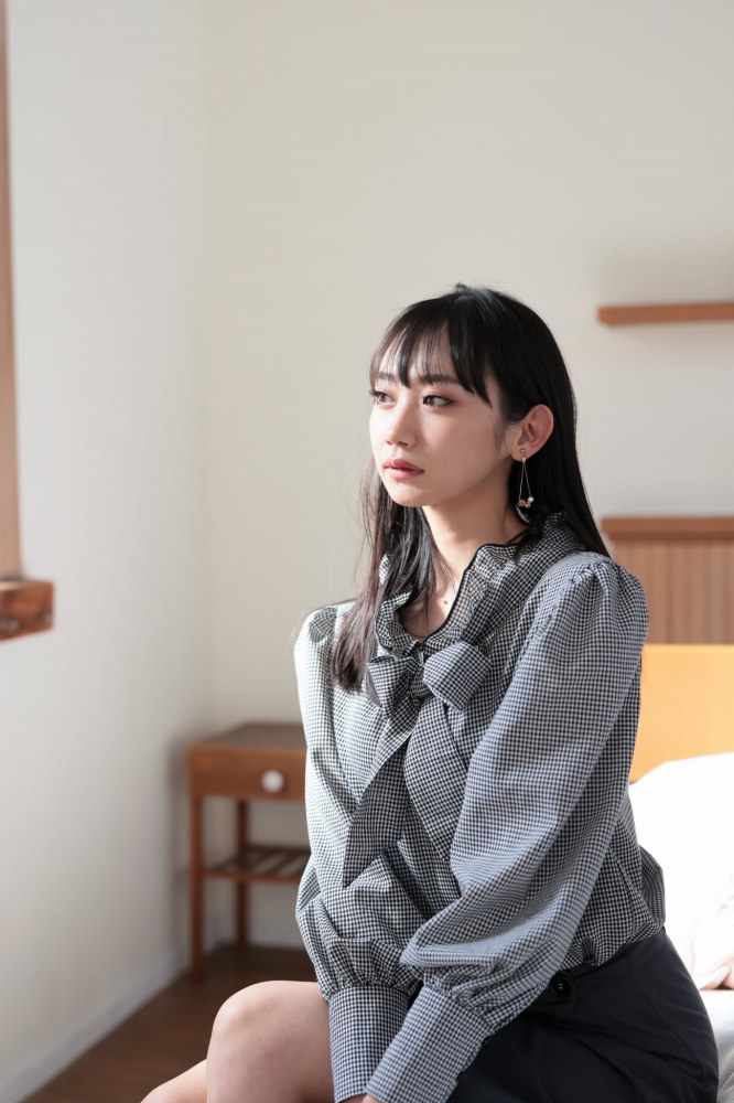 相沢菜々子 スタイル抜群な水着グラビア画像！